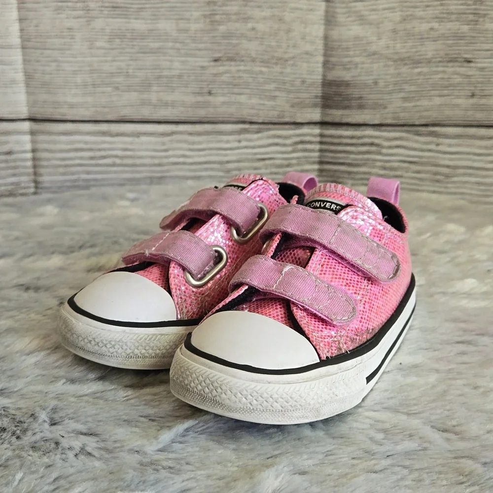 Converse Pink Sparkley Sneakers, Infant Girl Size 6, Great Condition